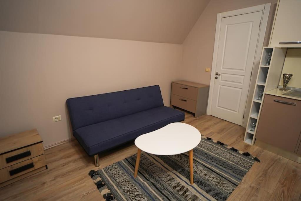 Grandpa House - Studio App.2 Tirana Exterior foto